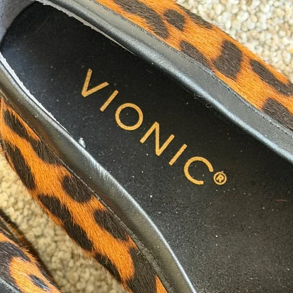 Vionic Sellah Calf Hair Animal Print Slip On Loafers Size 38 US7.5 Arch Support - Picture 7 of 9